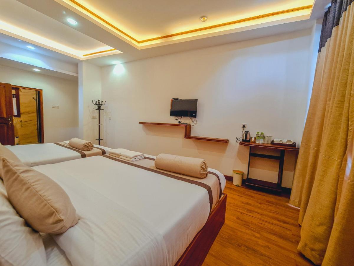 Top Rich Hotel Nuwara Eliya Exterior photo